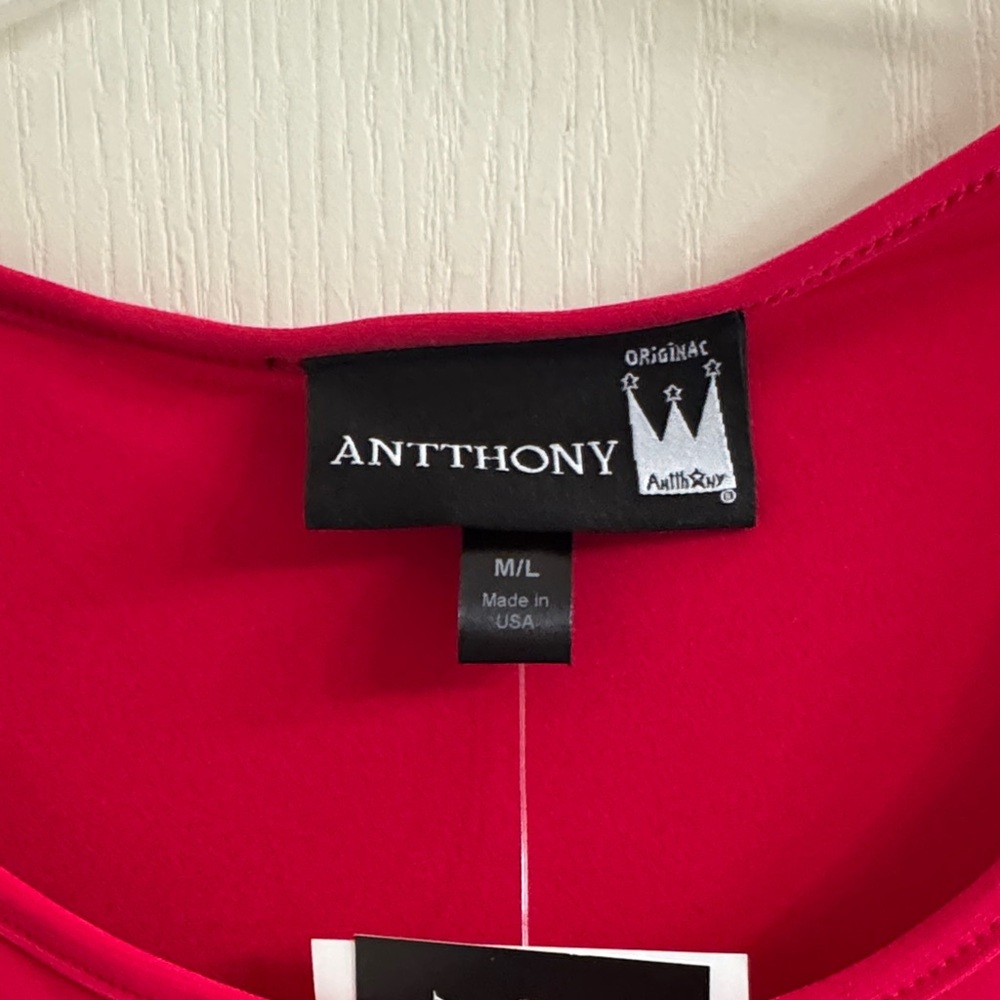 Antthony Women's Vibrant Red Blouse - Picture 2 of 2